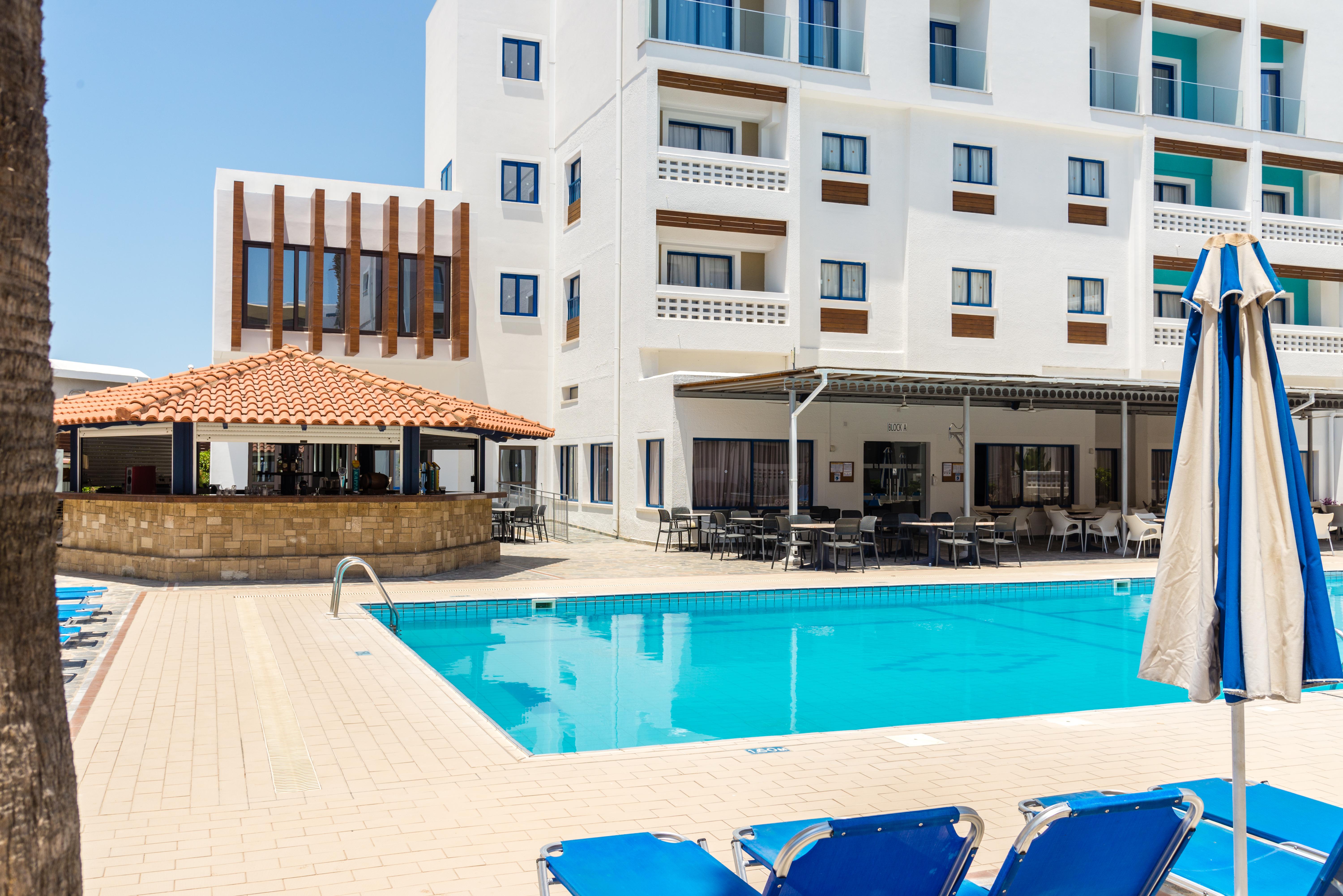 Kefalos Damon Hotel Apartments Paphos Exterior photo