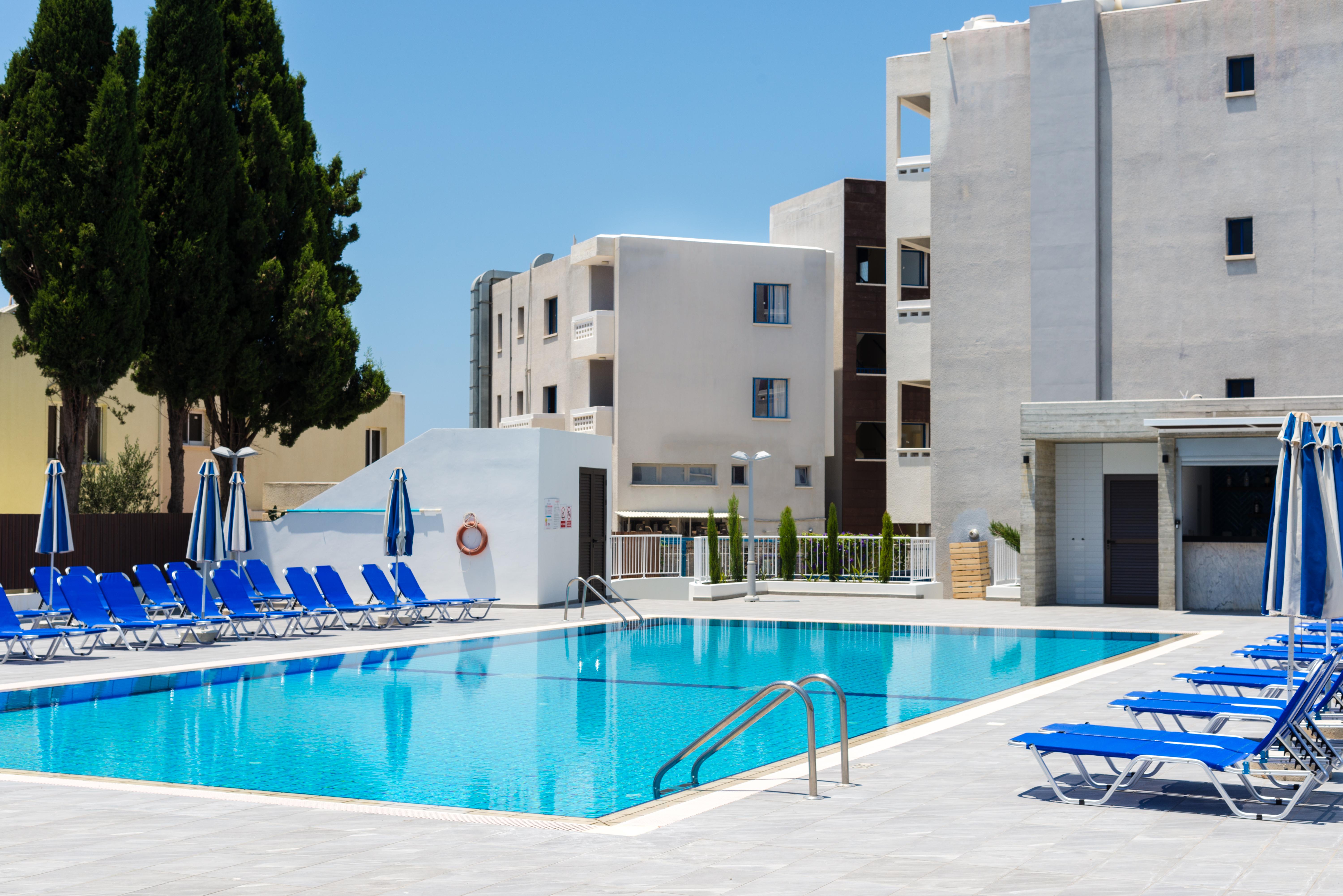 Kefalos Damon Hotel Apartments Paphos Exterior photo