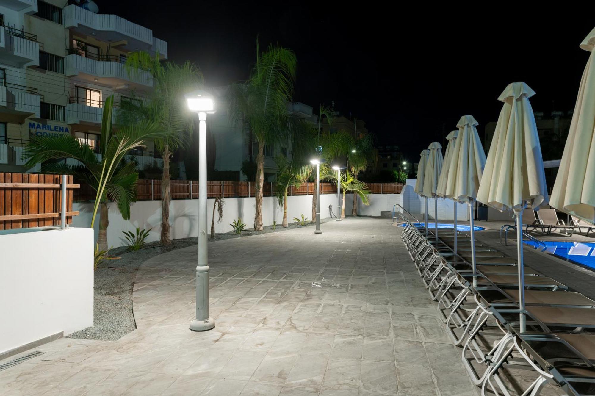 Kefalos Damon Hotel Apartments Paphos Exterior photo